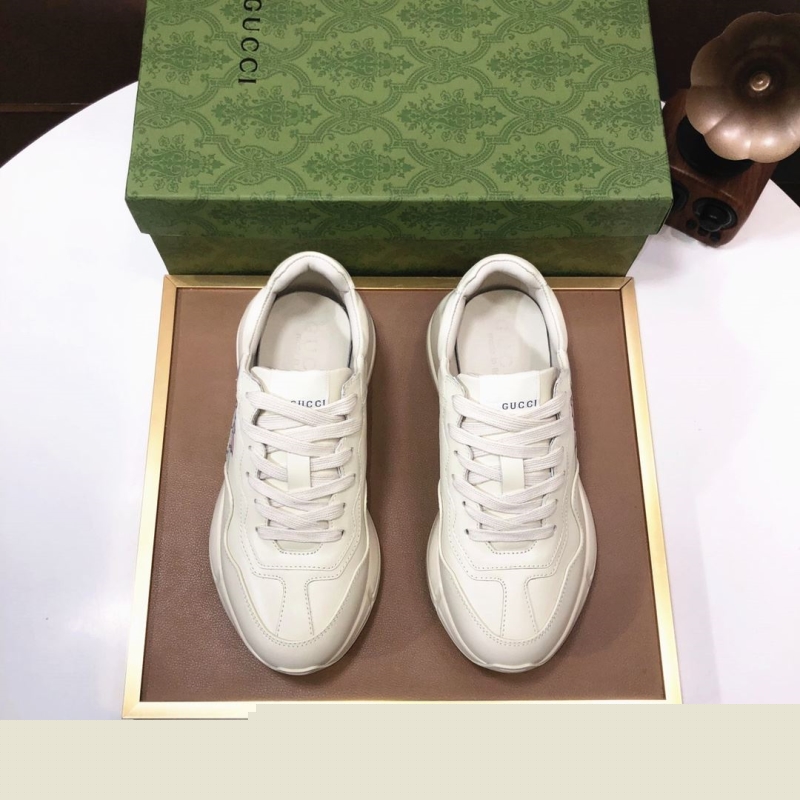 G*u*i casual shoes
